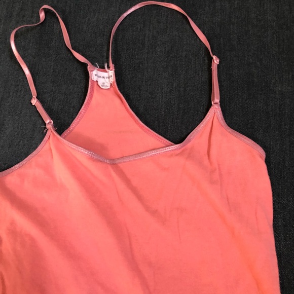 Pink tank top - Picture 2 of 3